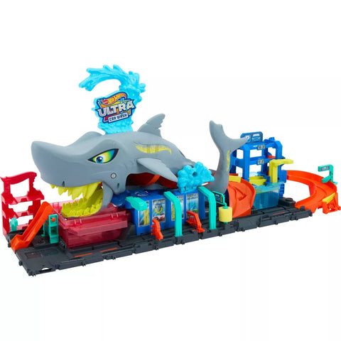 Teenage Mutant Ninja Turtles Mutations Station Playset: Plastic Toy Vehicle Set with Figures, Non-Powered, No Assembly Required, Ages 4+ (Copy)