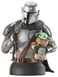 Diamond Select Toys Star Wars: the Mandalorian - Mandalorian With Grogu 1/6 Scale Bust - Aug 2022